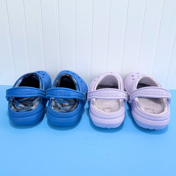 2 Pairs Crocs Classic Lined Women Clogs Size 7 - Picture 7 of 16